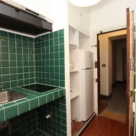 Penna Flats アパート